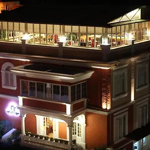 Ξενοδοχείο Boutique Restaurant Gloria, Τίρανα