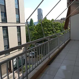 旅馆 Sina, 地拉那